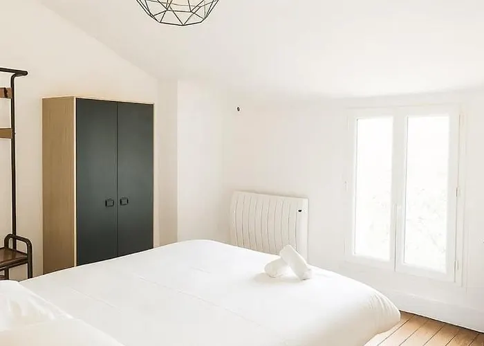 Le Nid Citadin Апартаменты *